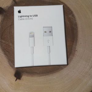Apple lightning USB cable NWT